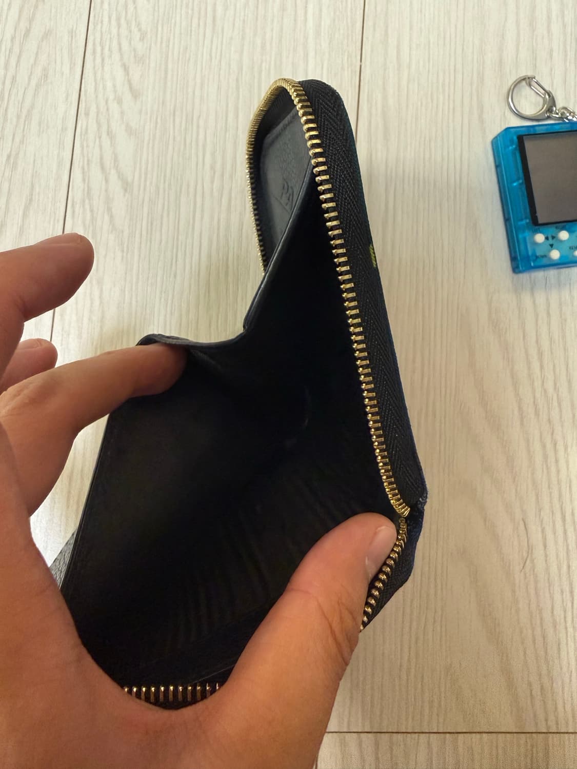 팔라스 P-럭스 집 월렛 블랙 워치 상품이미지4