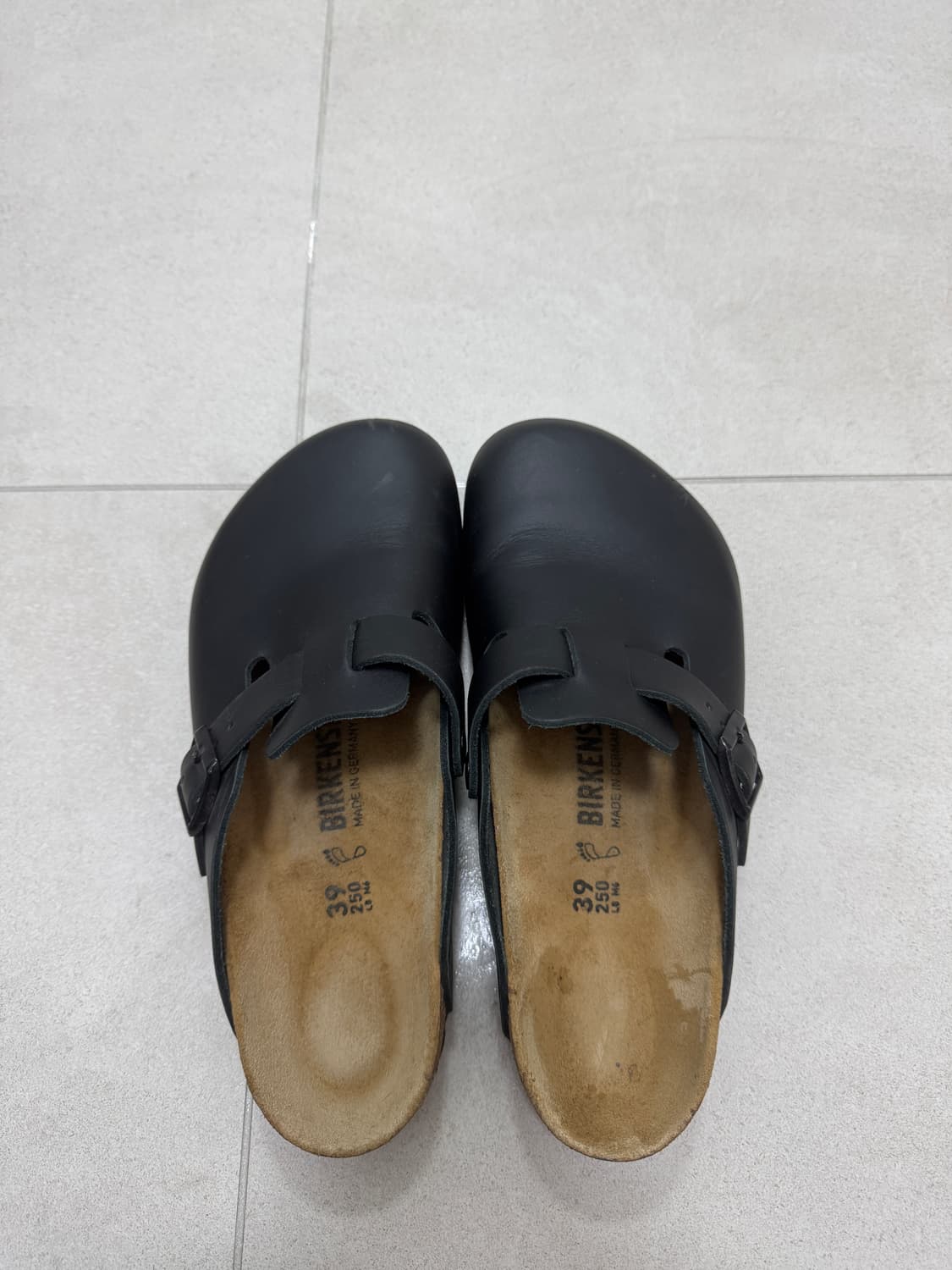 버켄스탁 보스턴 레더 블랙 - 레귤러 250 팝니다. 상품이미지1