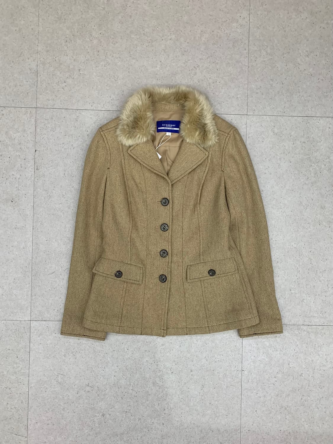 Burberry  버버리 퍼 카라 울 자켓 상품이미지1