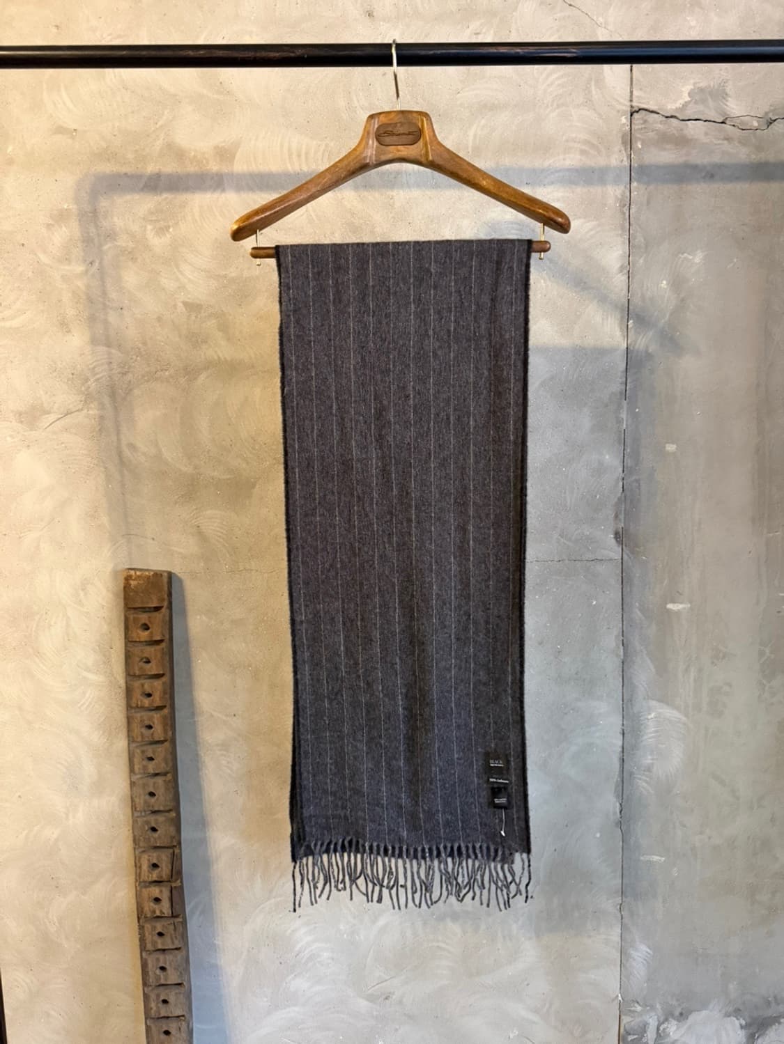 삭스피프스애비뉴 캐시미어 머플러 상품이미지5