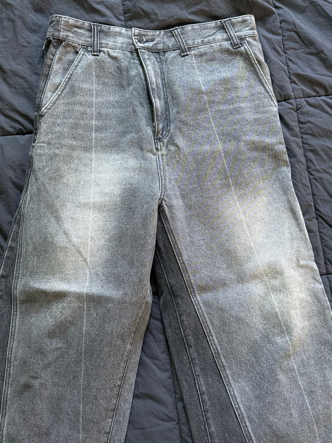 아더에러 트위스터진 A3 판매합니다. 상품이미지1