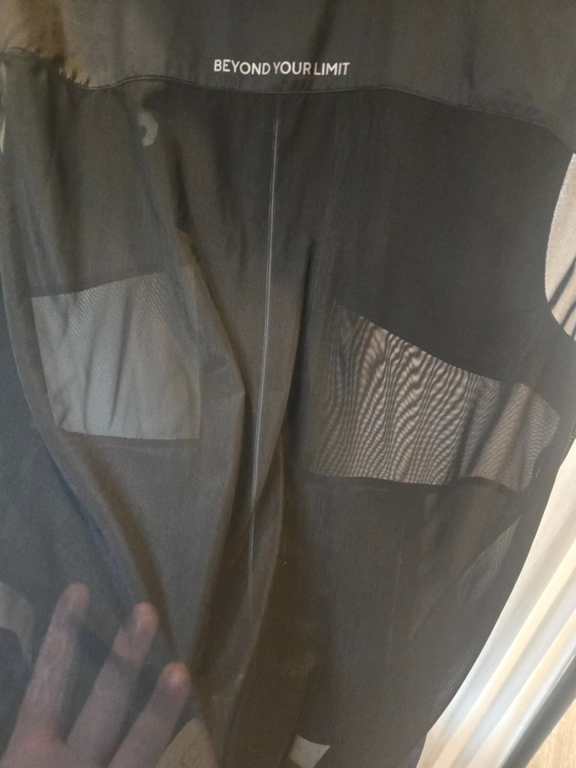 네파 남성 바람막이 조끼 115 블랙 상품이미지4