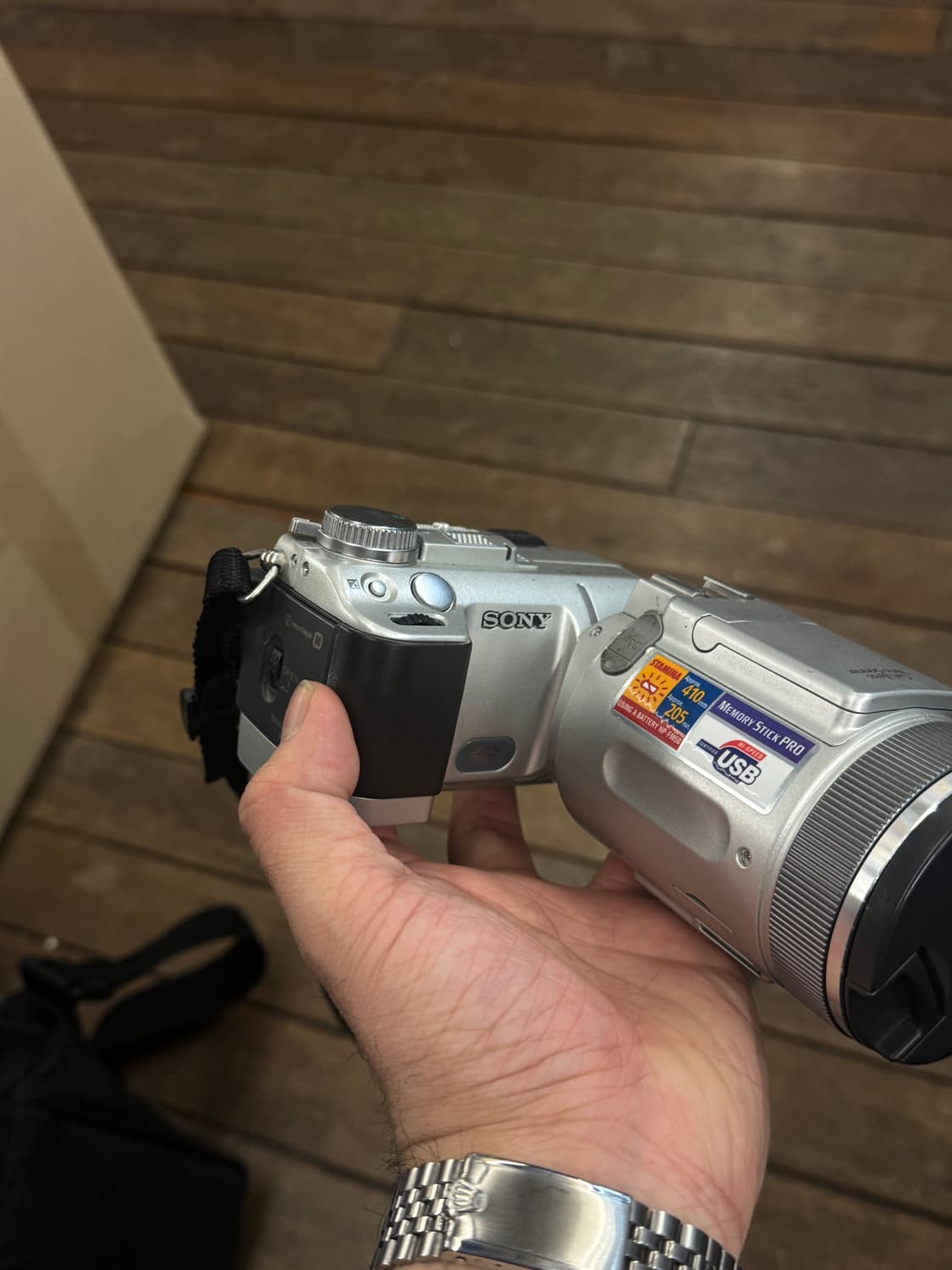 소니 빈티지 카메라 F717 상품이미지2