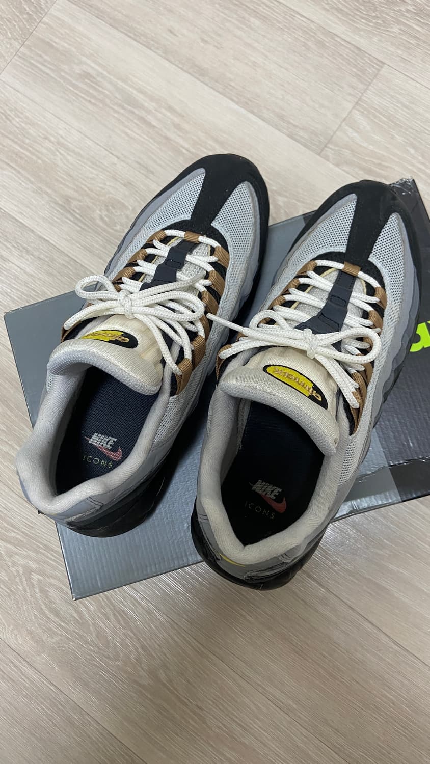 나이키 에어맥스95 울프그레이 270 상품이미지2