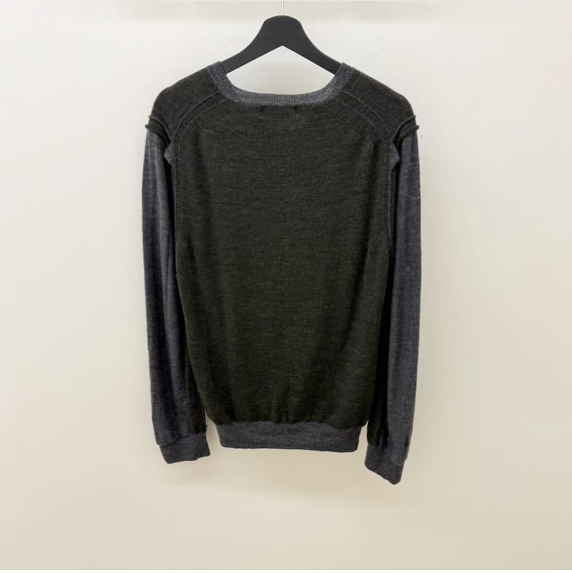 꼼데가르송 옴므플러스 에버그린 v넥 니트 상품이미지5