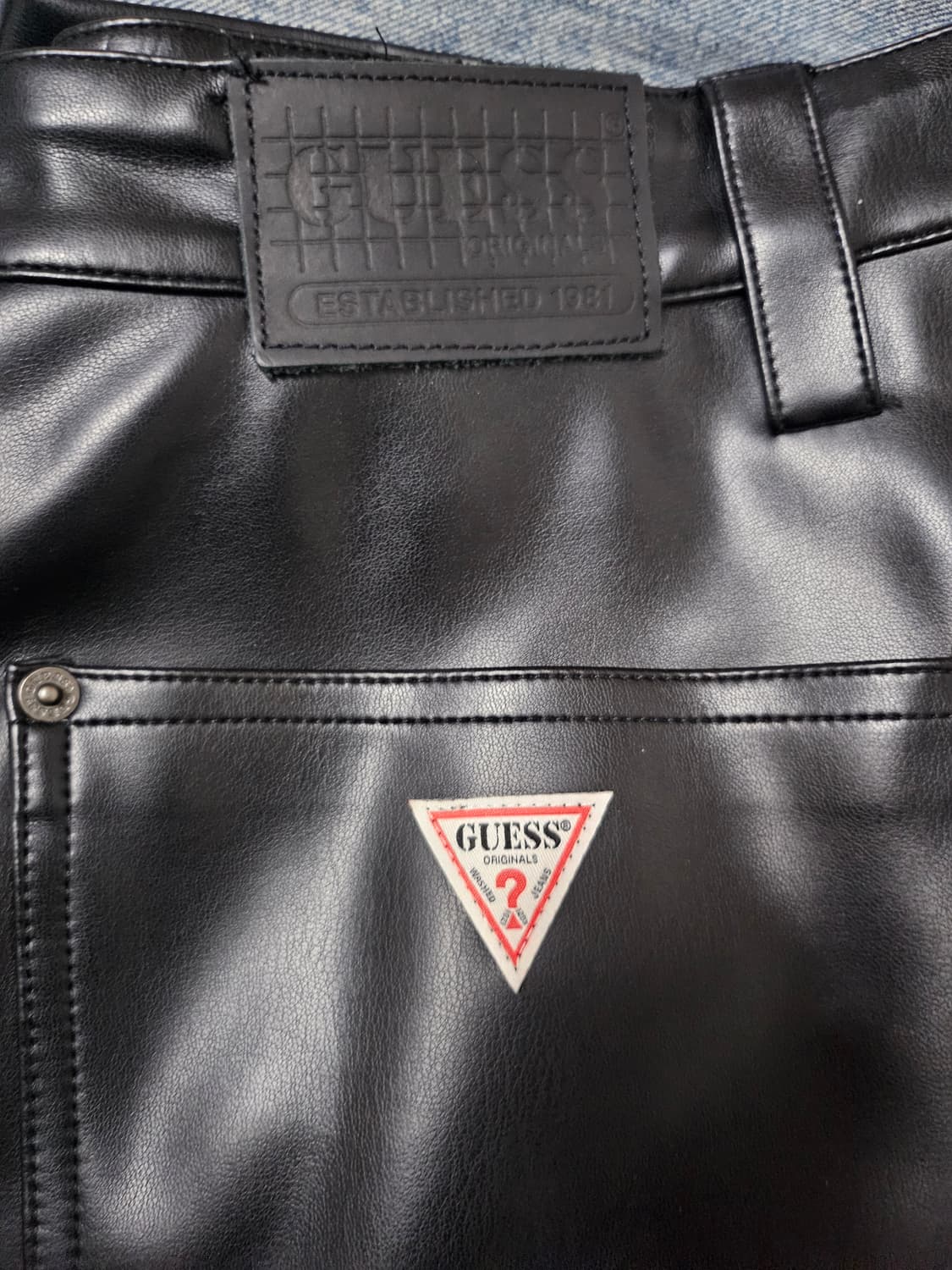 guess /게스 오리지널스 PU 카펜터 팬츠 블랙 상품이미지5