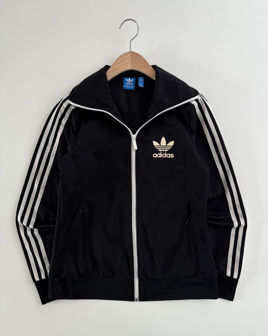 Adidas 아디다스 유로파 블랙컬러 트랙탑 상품이미지3
