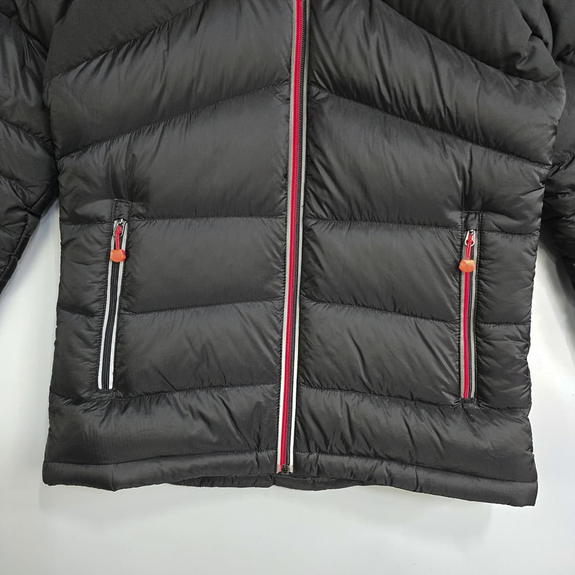 살레와 SALEWA 여성 구스다운패딩 S (슬림핏) 상품이미지3