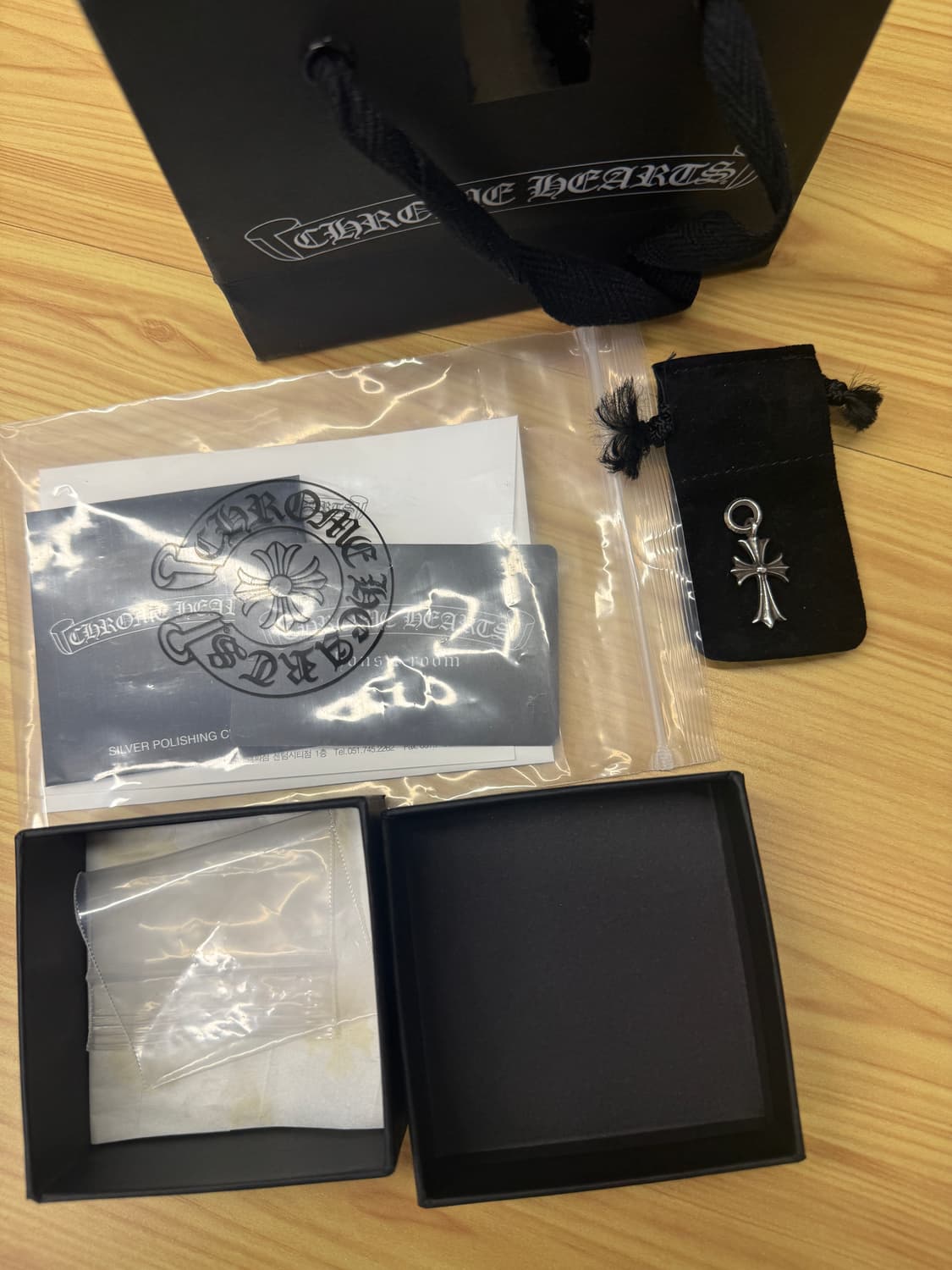 크롬하츠 타이니 크로스 펜던트 상품이미지2