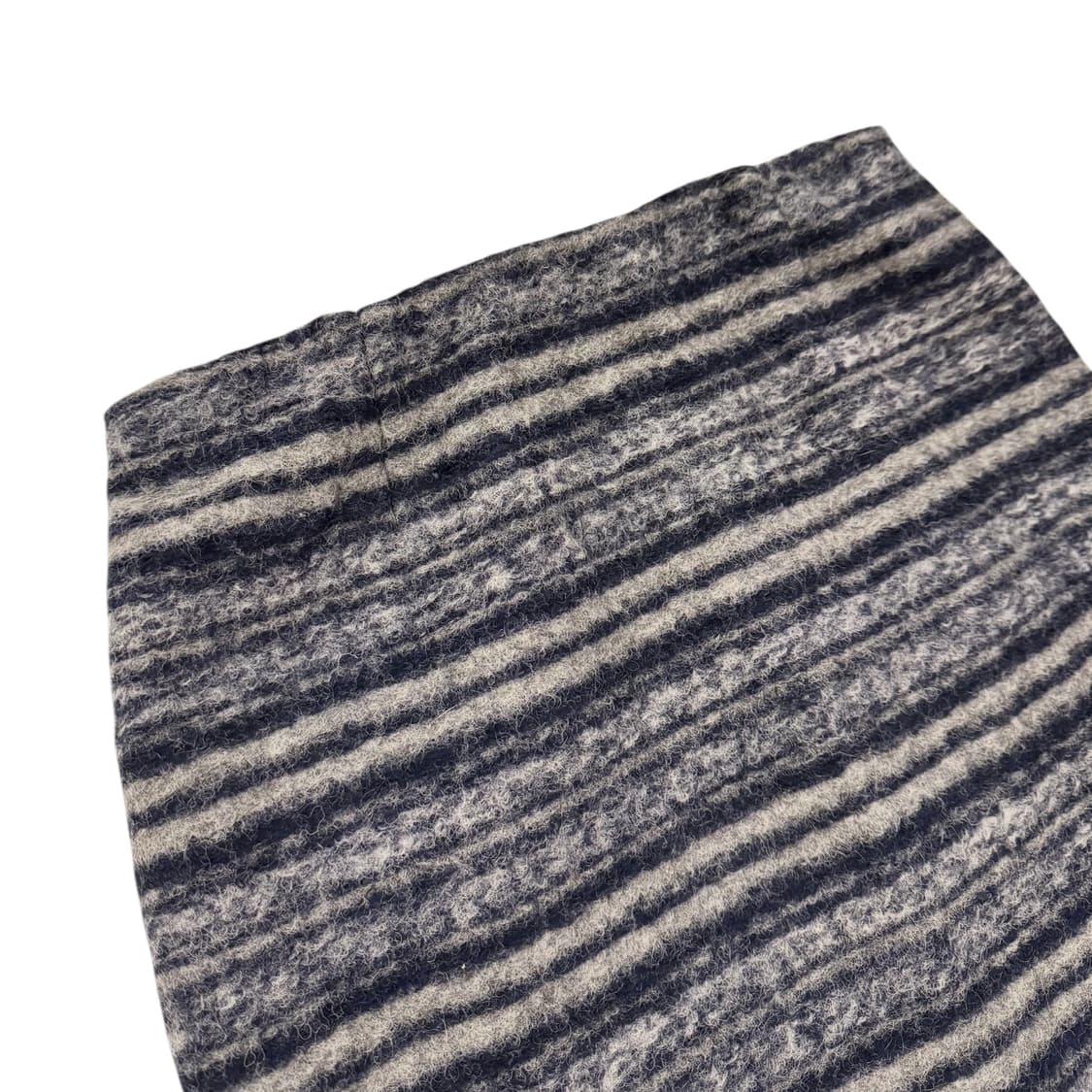 프릭스스토어 울 스트라이프 미디 스커트 상품이미지4