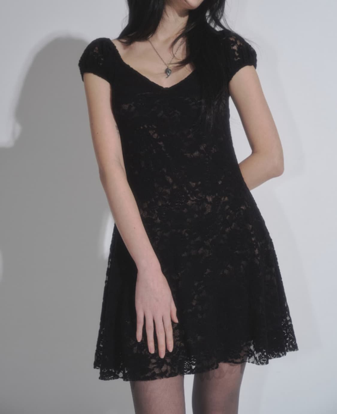 애즈온 플로라 원피스 블랙 상품이미지1