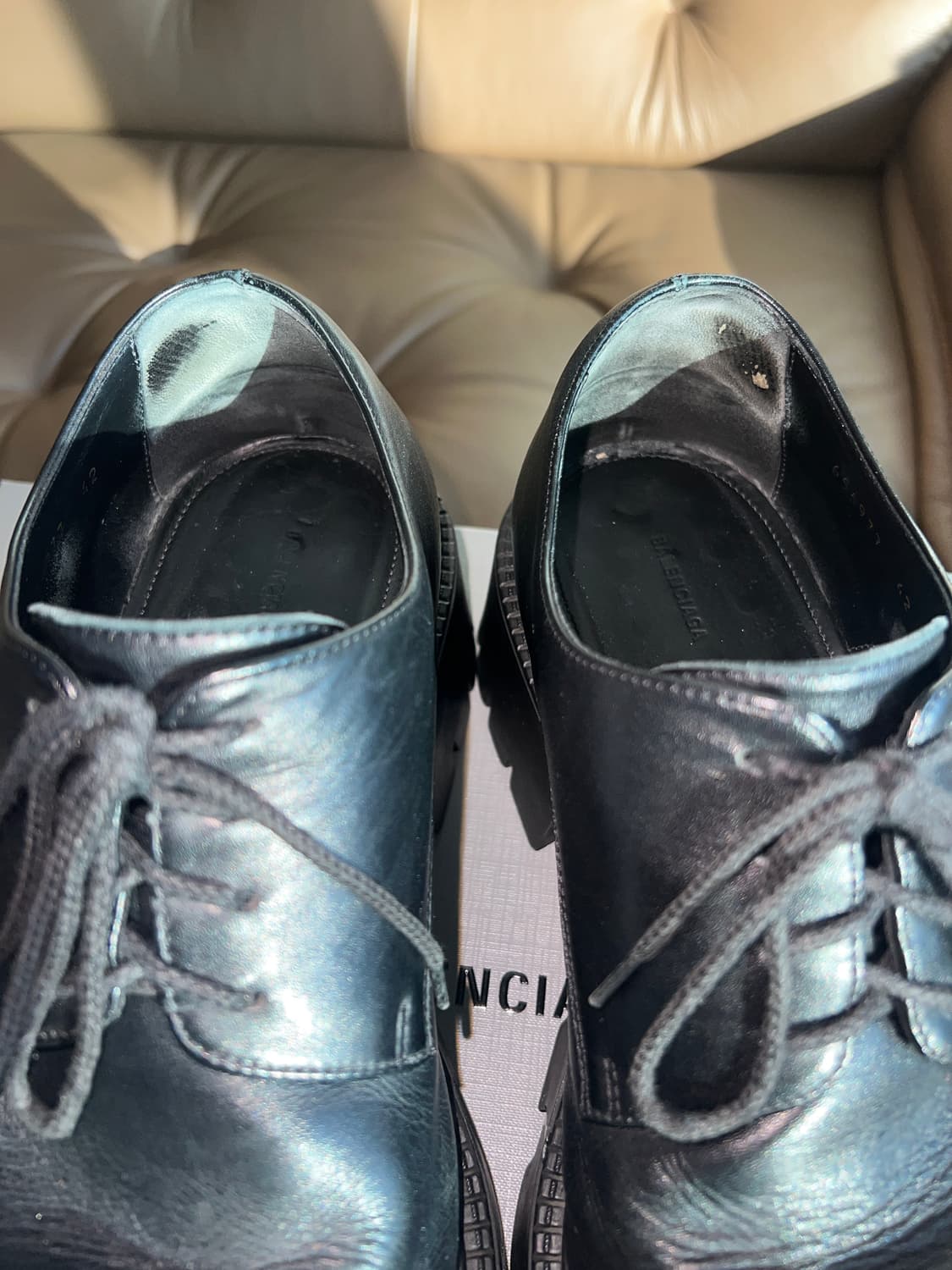 발렌시아가 라이노 더비 42 상품이미지7