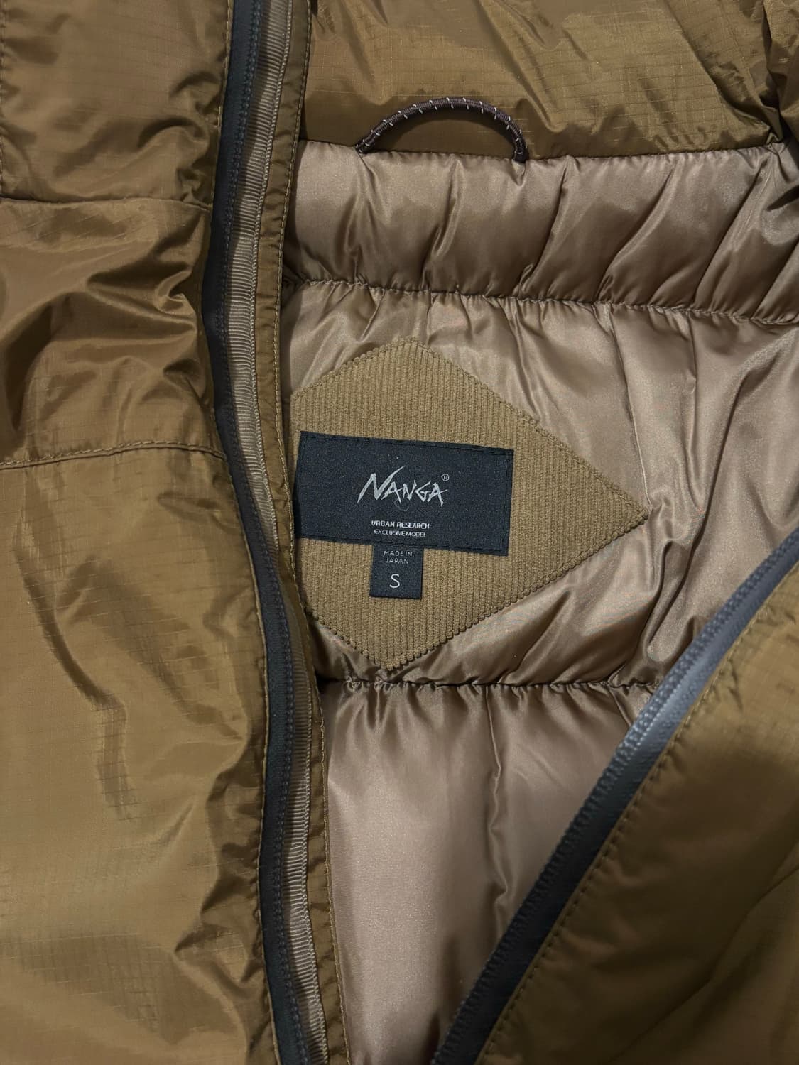 난가X어반리서치 다운 오로라 패딩 상품이미지3