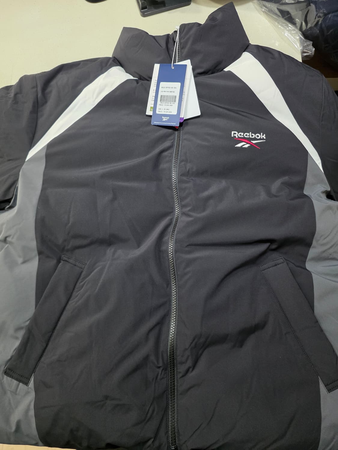 리복 벡터 리버시블 패딩(L 사이즈) 상품이미지5