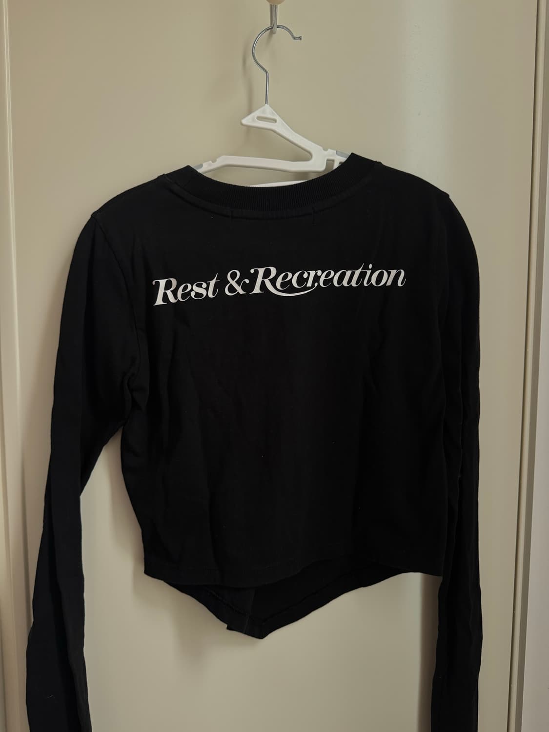 Rest & Recreation 블랙 롱슬리브 상품이미지2