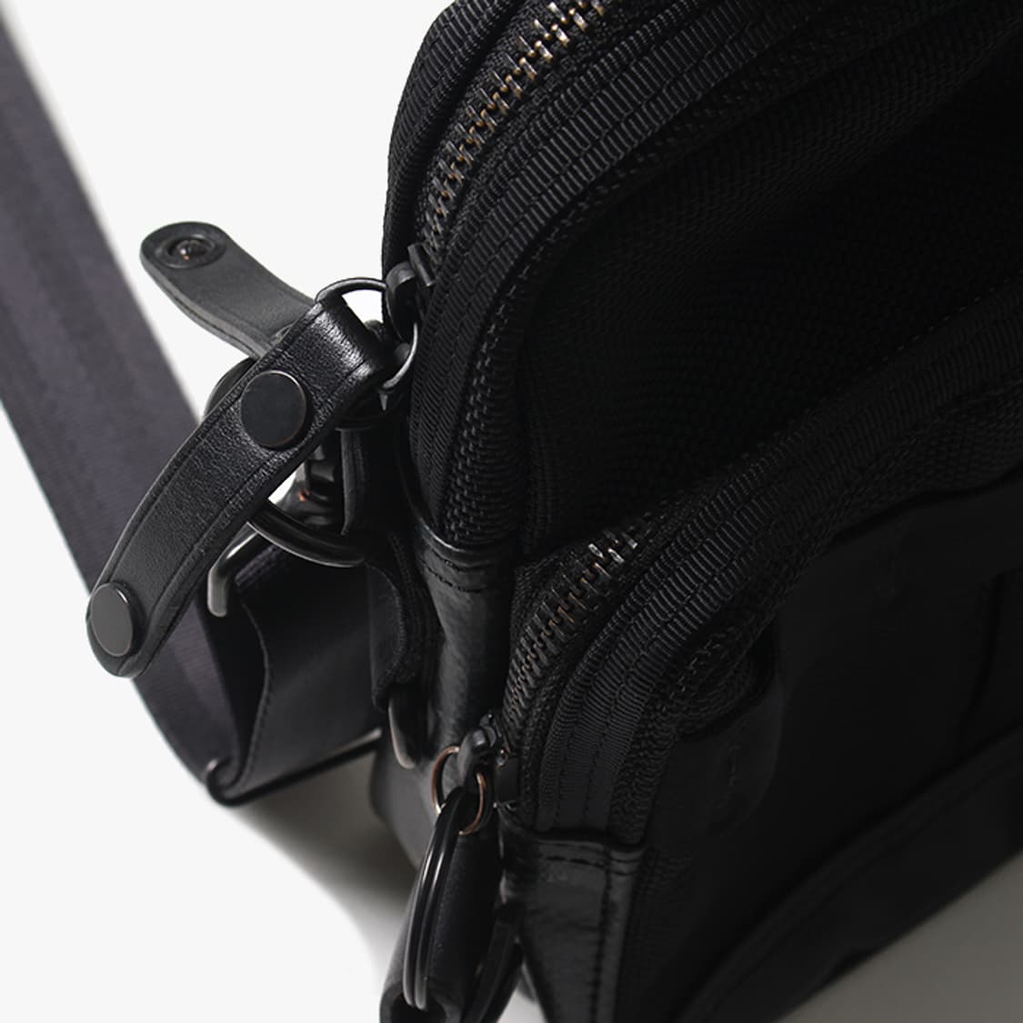  PORTER "Black Mini Shoulder Bag" 상품이미지6