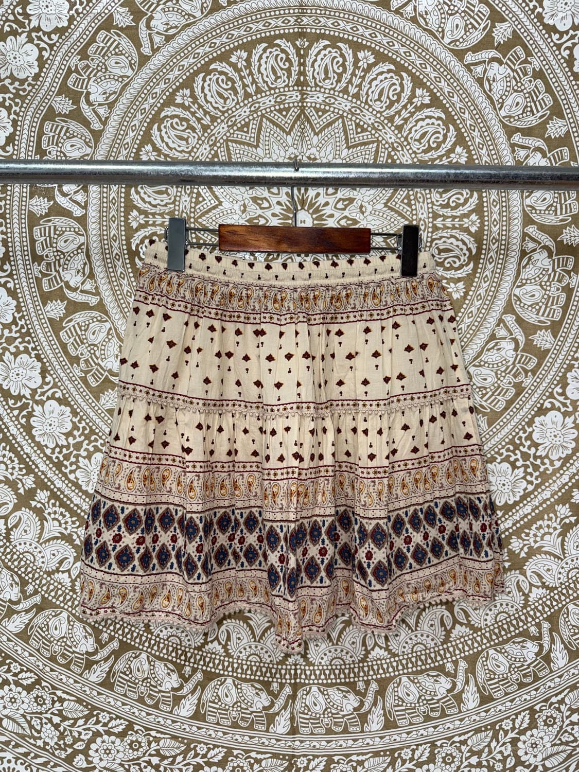 써스데이아일랜드 밴딩 페이즐리 미니스커트 상품이미지5