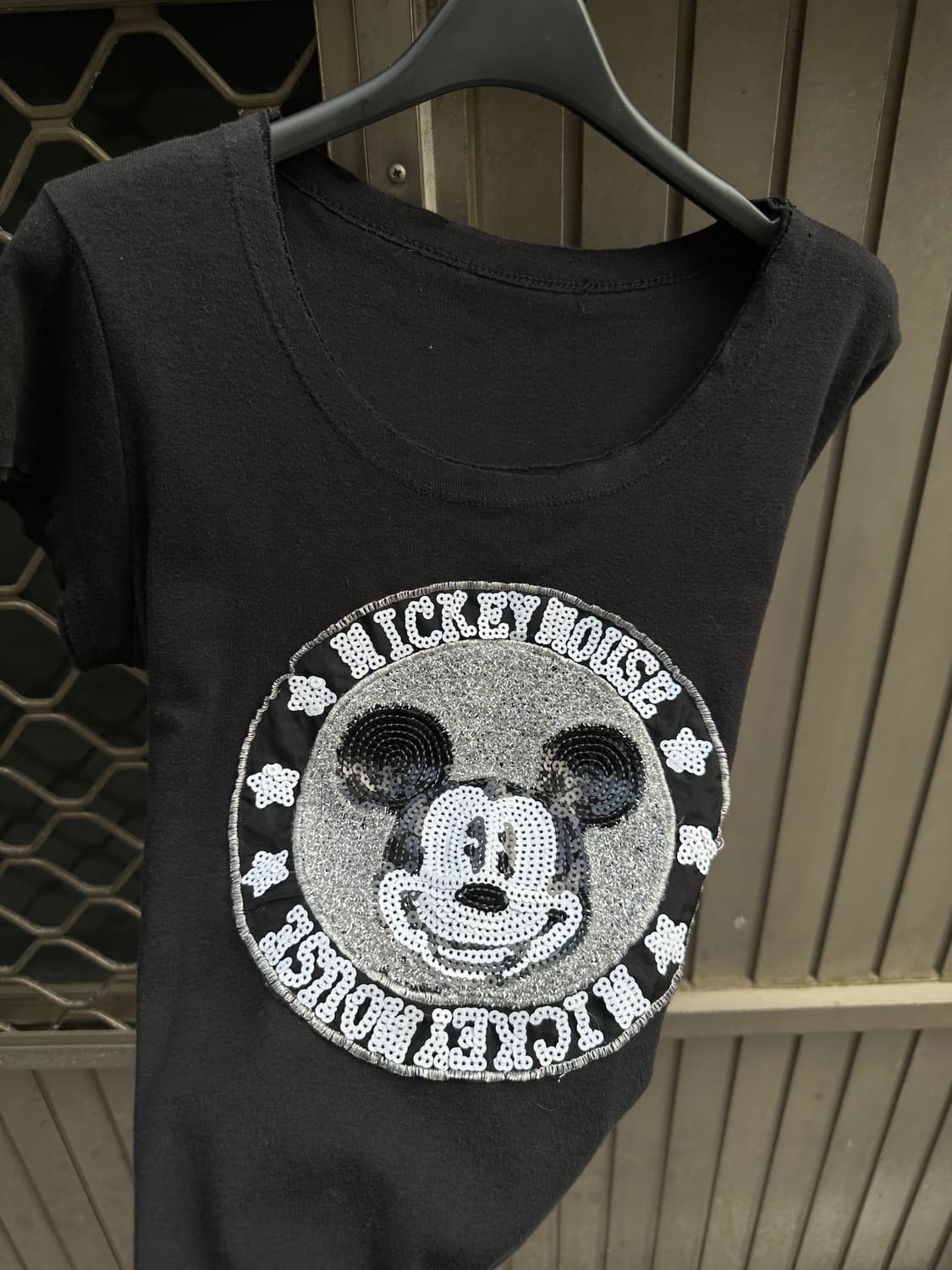 Mickey Mouse biz cut off tee 상품이미지3