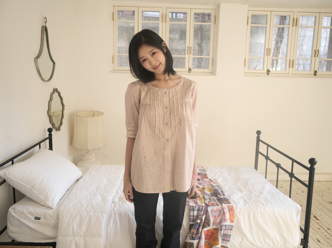 인앤양 인하모니 모모 블라우스 스타 상품이미지3