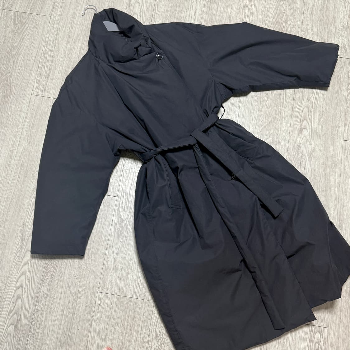 르메르 x 유니클로 20FW 패디드 코트 다크 그레이 L 상품이미지3