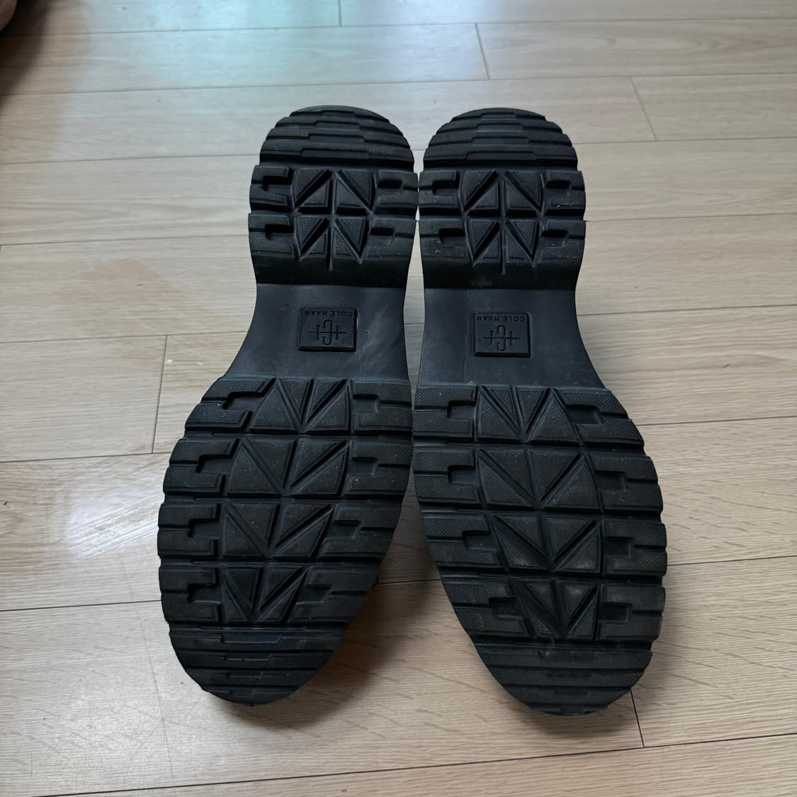 295) 프라그먼트 x 콜한 페니로퍼 팝니다 상품이미지6