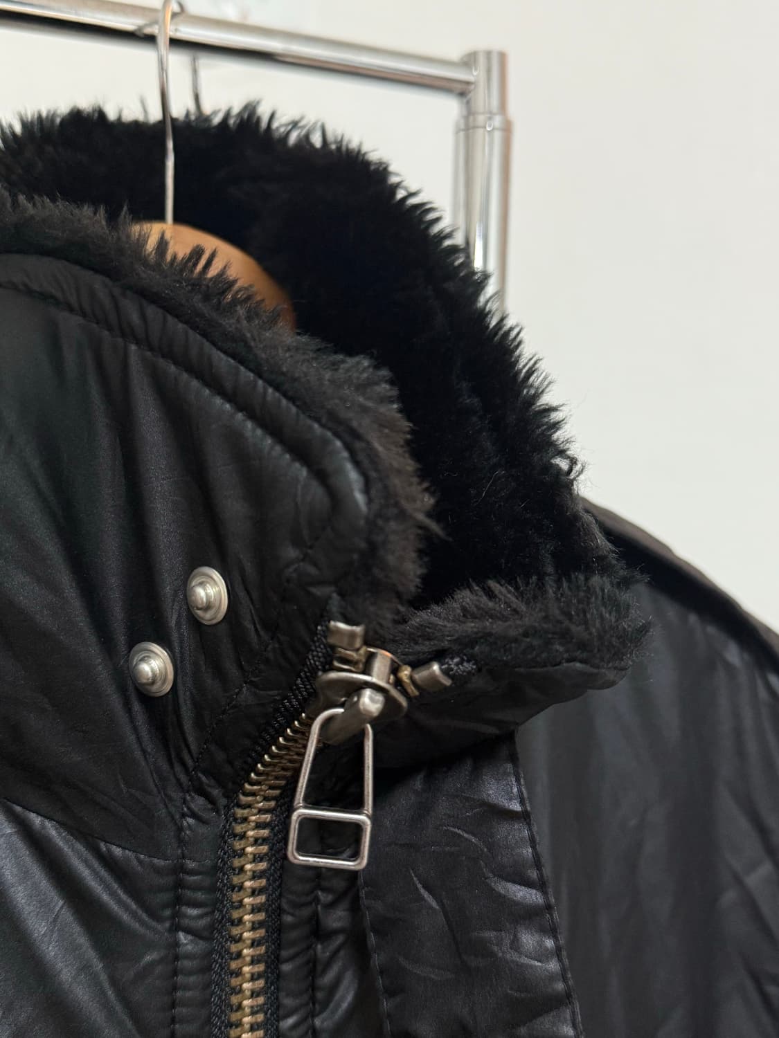 TAKEO KIKUCHI detail fur two-way zip-up  상품이미지2