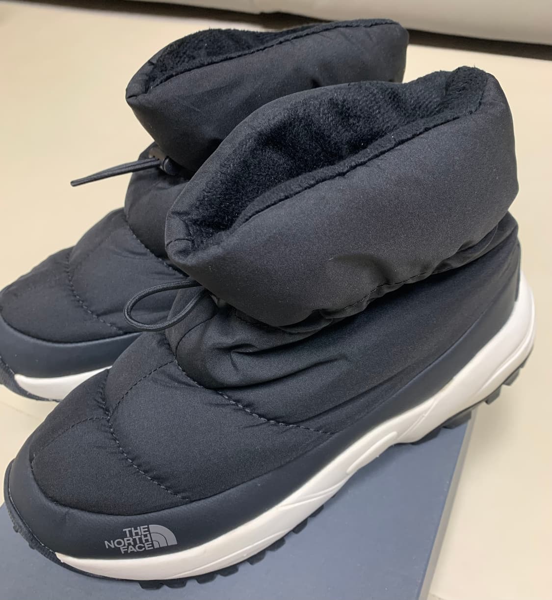 [240] 노스페이스 화이트라벨 패딩부츠 스트링 부티 상품이미지3
