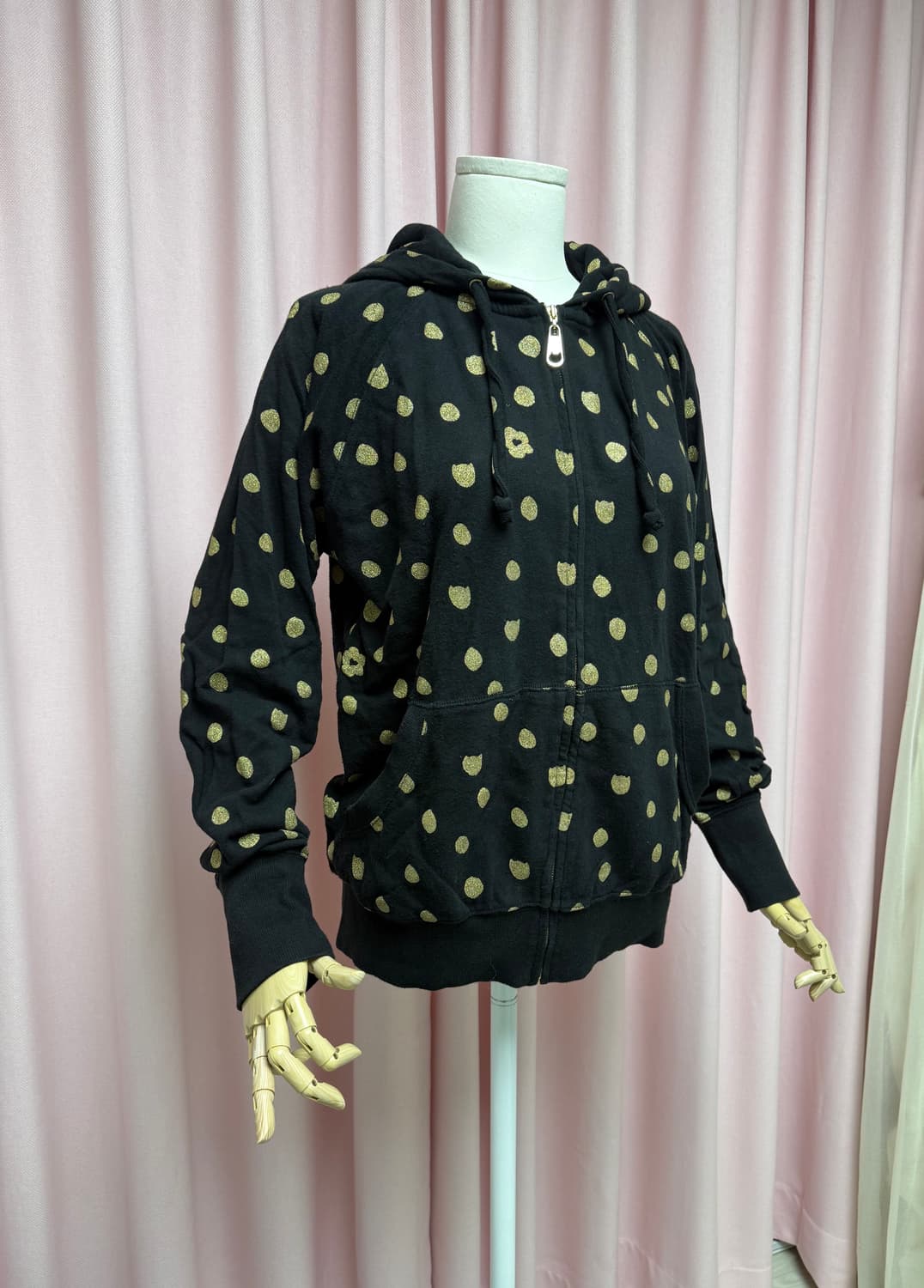 츠모리 치사토 골드 캣 도트 후드 집업 상품이미지2