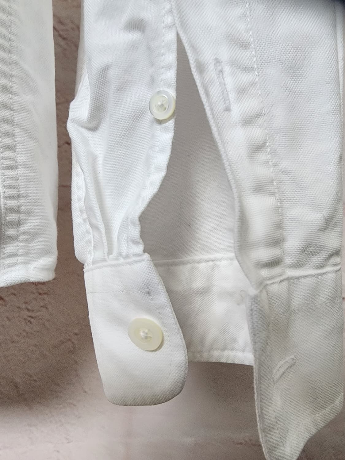 아미 스몰 하트 자수 
화이트 옥스포드 셔츠 상품이미지4