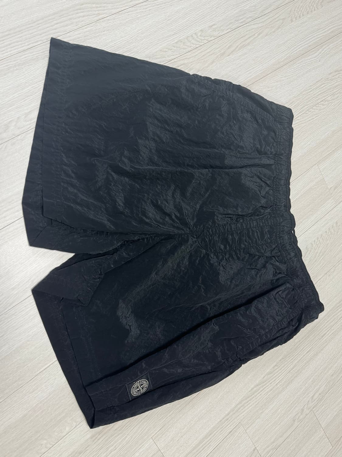 [L] 스톤아일랜드 나일론 반바지. 국내 백화점 제품 상품이미지1