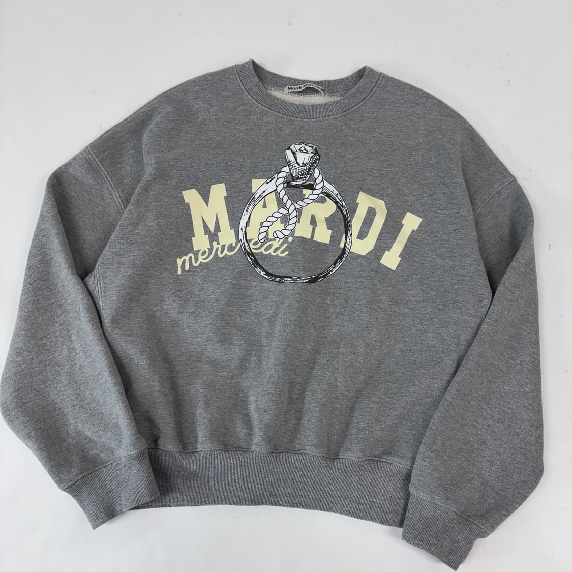 마르디 메크르디 맨투맨 상품이미지3