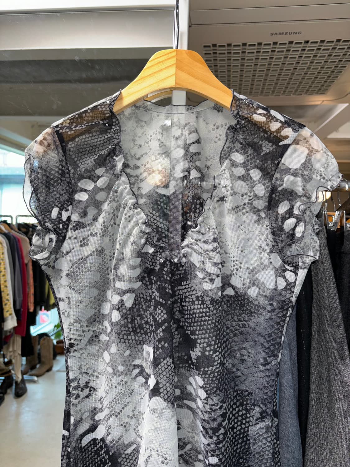 센소유니코 nero 파이톤 매쉬탑 상품이미지3