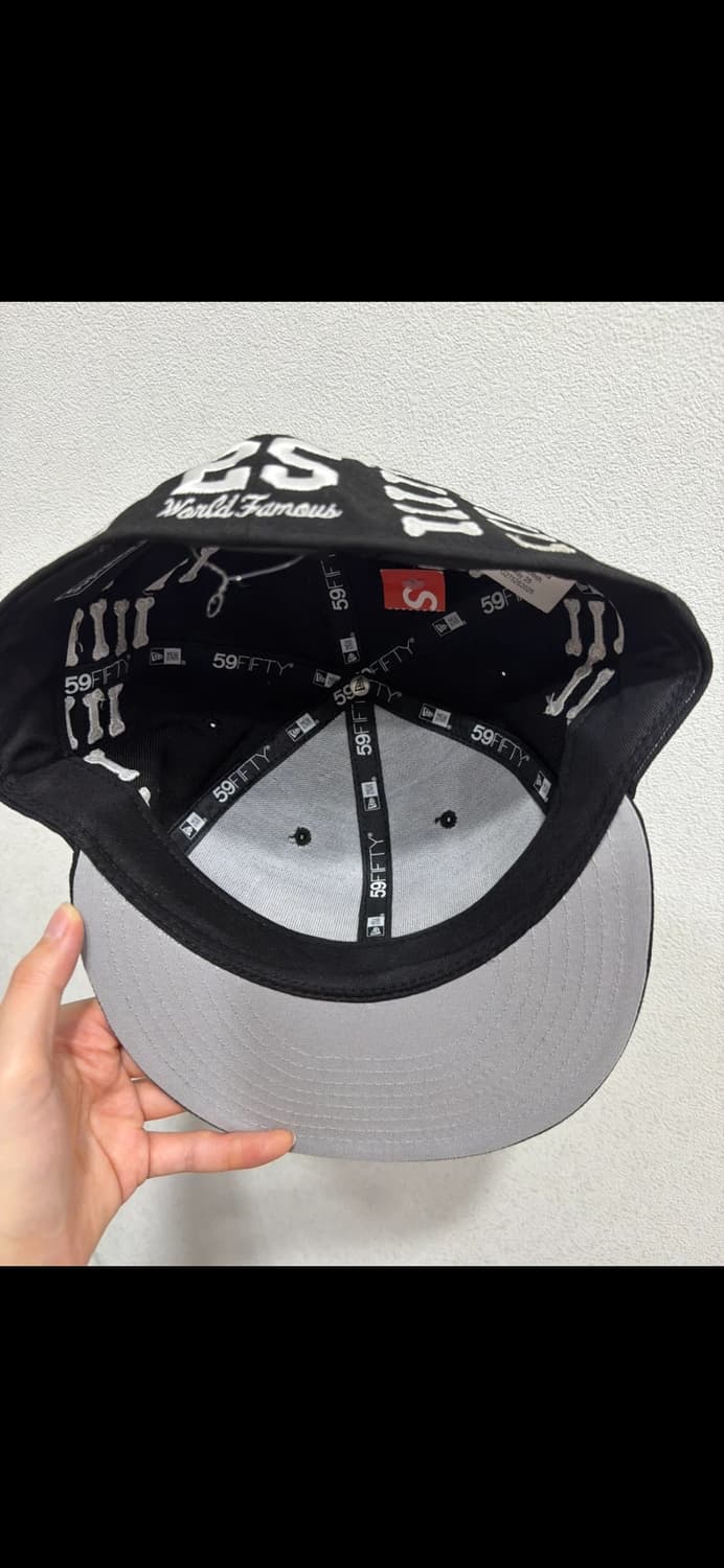 Supreme x New era 스냅백 7 3/4 상품이미지4