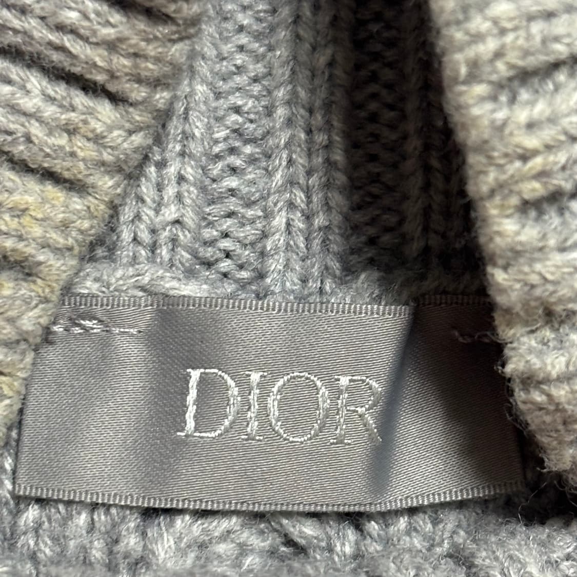 디올 캐시미어 케이블 목폴라 니트 상품이미지4