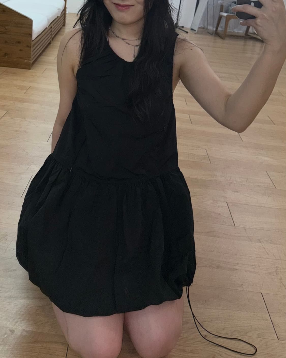 나일론 셔링 벌룬 미니 원피스 (그레이/블랙/화이트) 새상품 상품이미지4