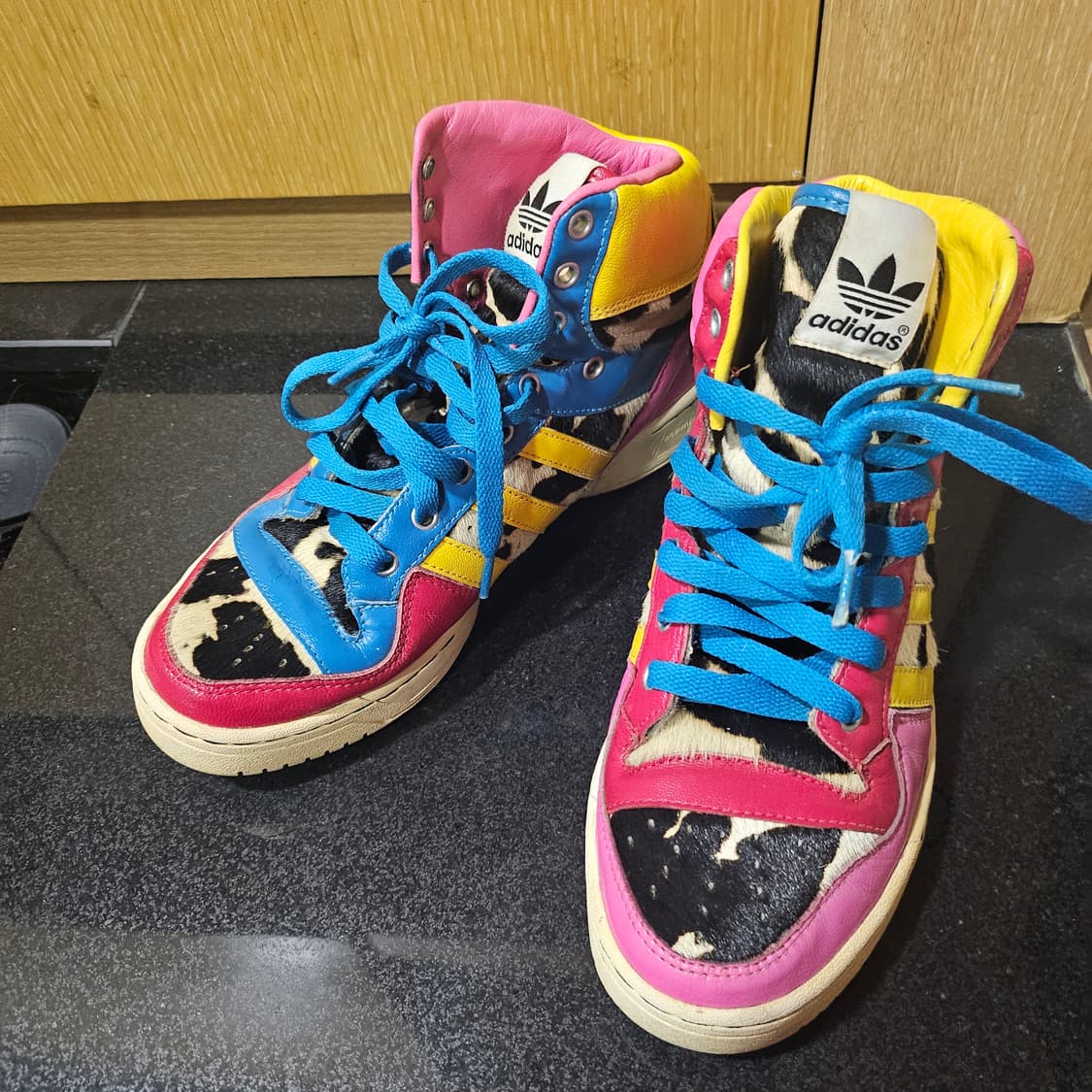 아디다스 제레미스캇 2ne1 송치 윙 하이탑 250 js wing 상품이미지2