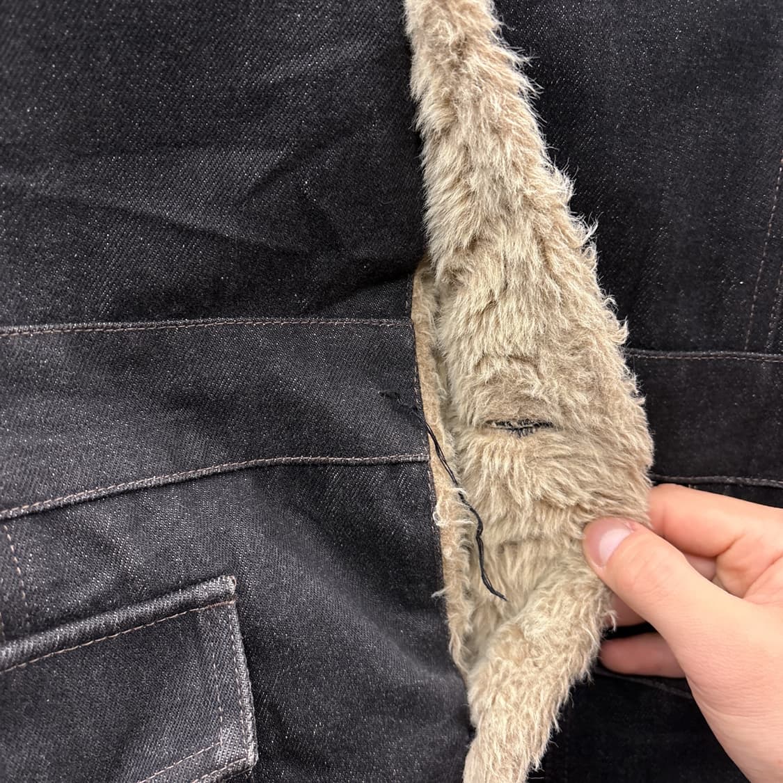 니콜클럽 데님 쉐르파 코트자켓 벨트패널 디테일 블랙 상품이미지6