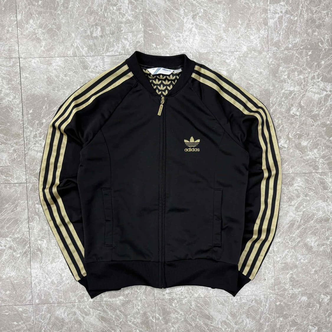 아디다스 검금 세미크롭 걸즈 트랙탑 희귀져지(90) 상품이미지2