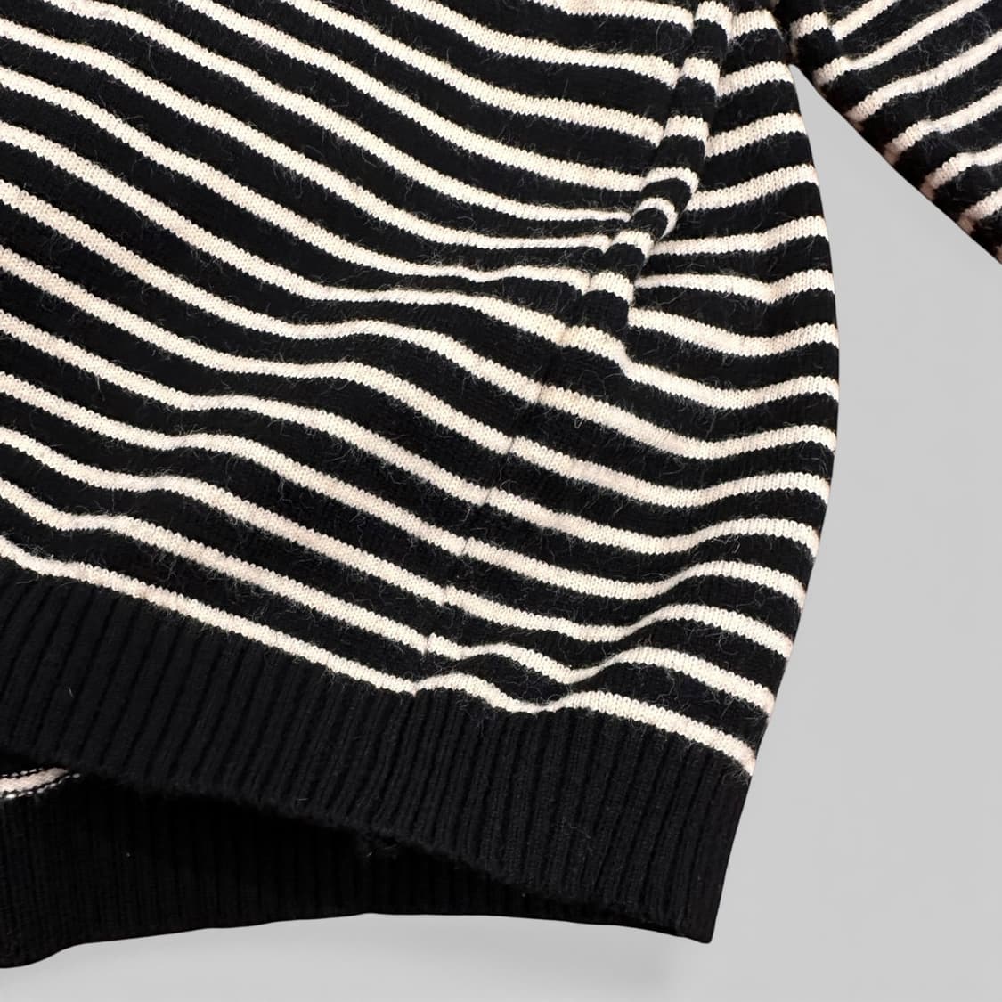 Striped embroidered knit hood 상품이미지5