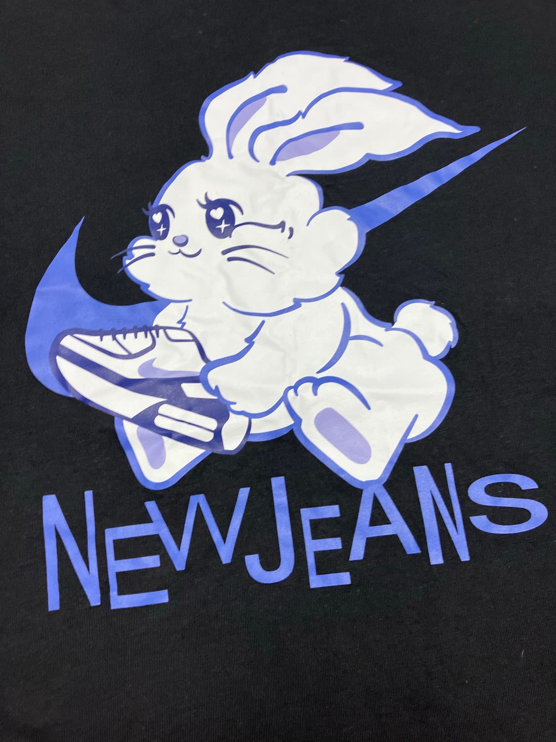 나이키 X 뉴진스 한정 반팔 티셔츠 상품이미지2