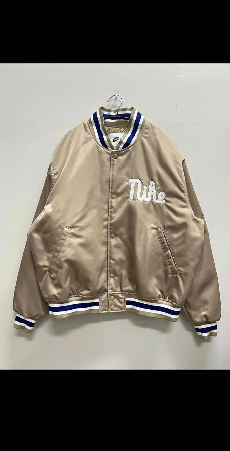 나이키 덕아웃 루즈핏 새틴 자켓 FQ7970-247 상품이미지1