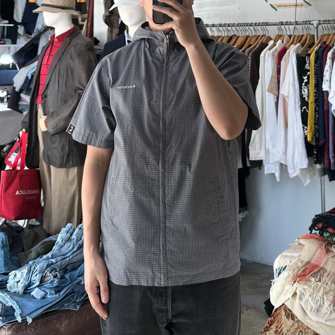 (착용컷) 컨버스 체크 반팔 후드 집업 자켓 (남성용 100) 상품이미지4