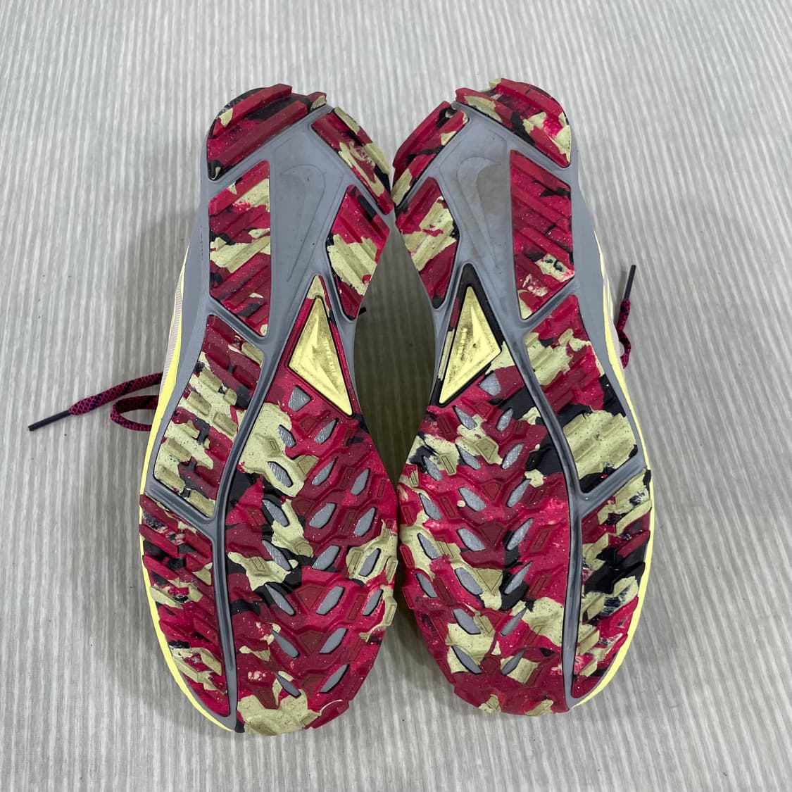 895) 나이키 페가수스 트레일4 바이올렛 그레이 240mm 상품이미지7