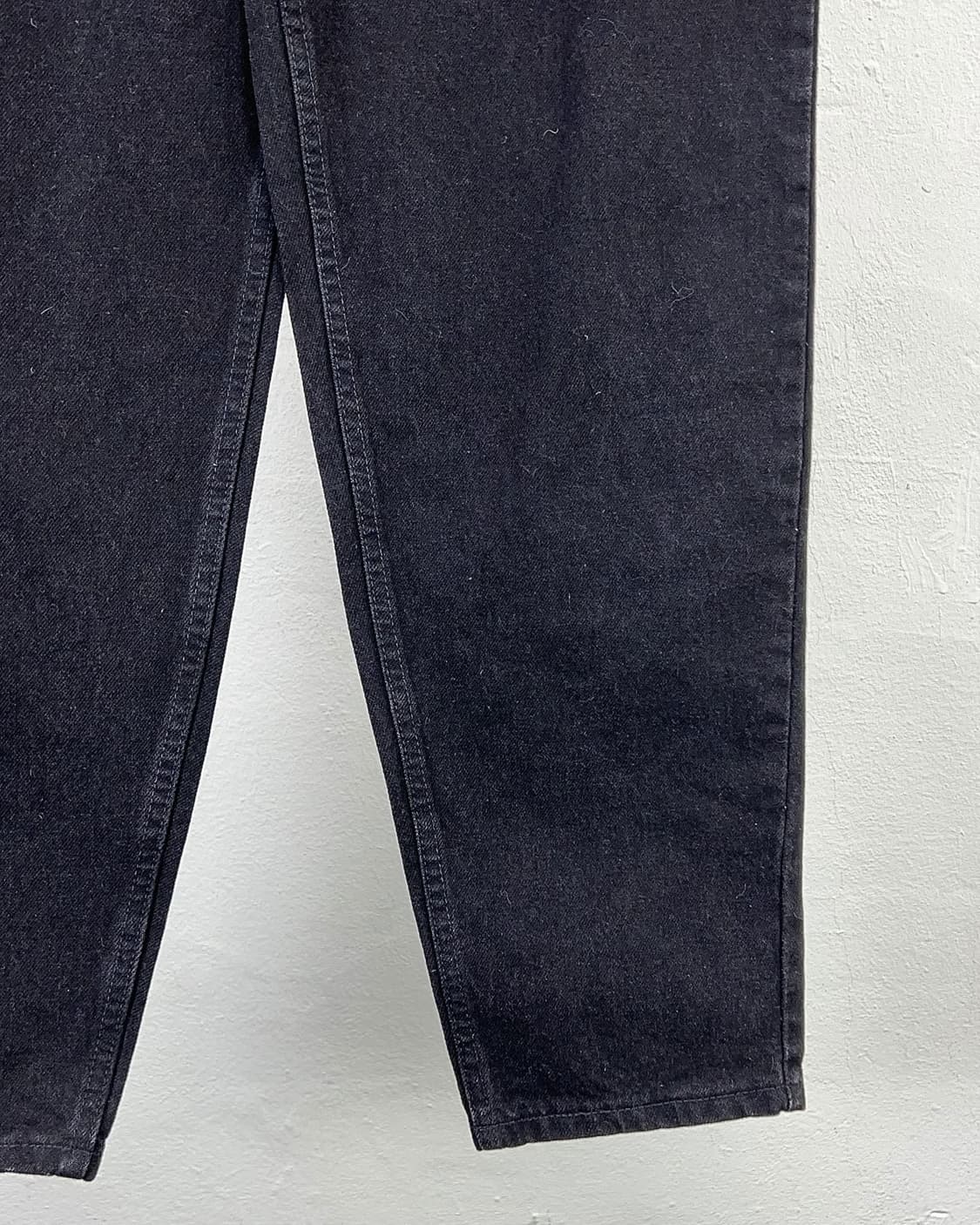 리바이스 560 루즈 테이퍼드 오렌지 탭 블랙 데님 팬츠 상품이미지5