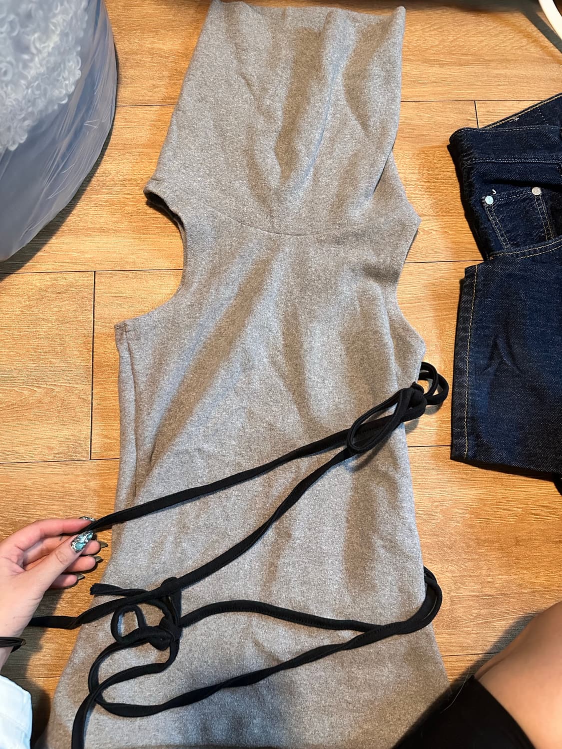 루즈슬립오버 그레이 원피스탑  상품이미지1