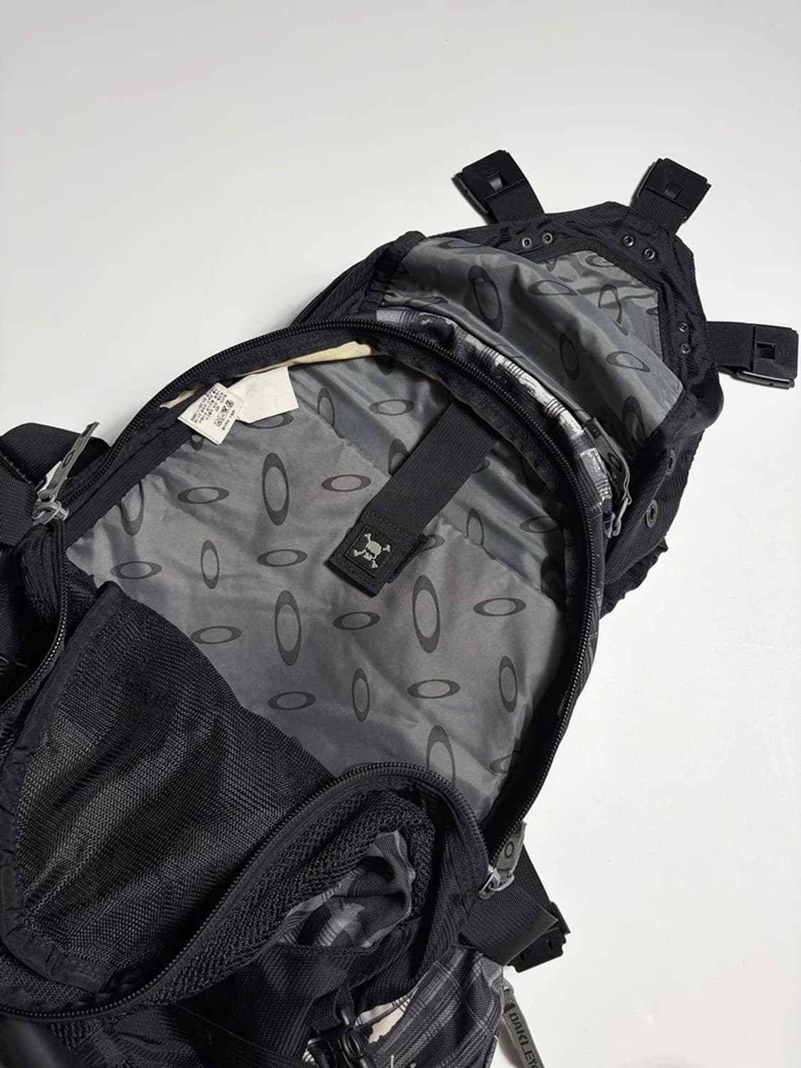 오클리 OAKLEY 00's 고프코어 아이콘 3.0 백팩 PR2310 상품이미지6