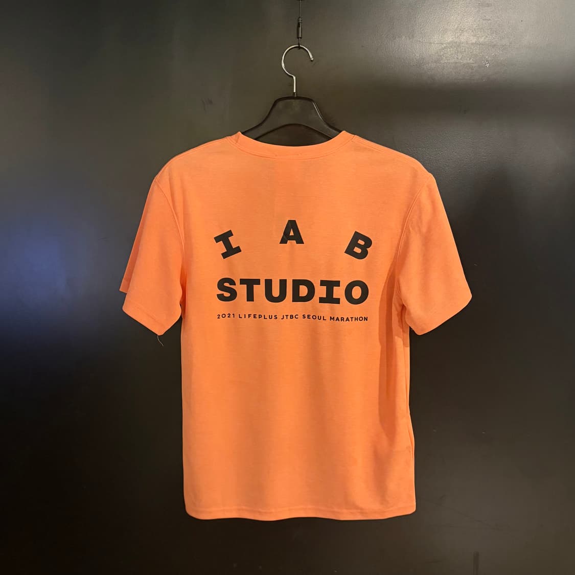 아이앱 스튜디오 반팔티 오렌지 상품이미지2