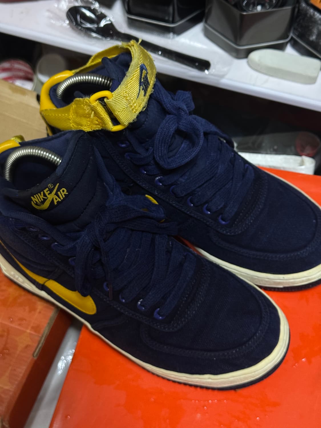 나이키 에어포스1 하이 cvs 상품이미지2