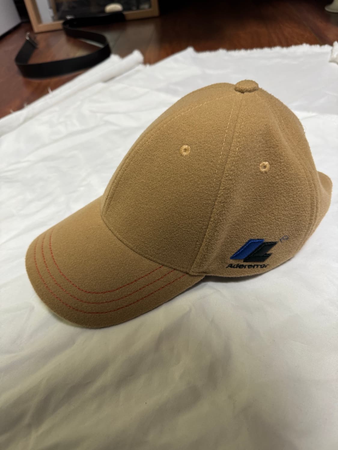 자라 아더에러 콜라보 모자 상품이미지1