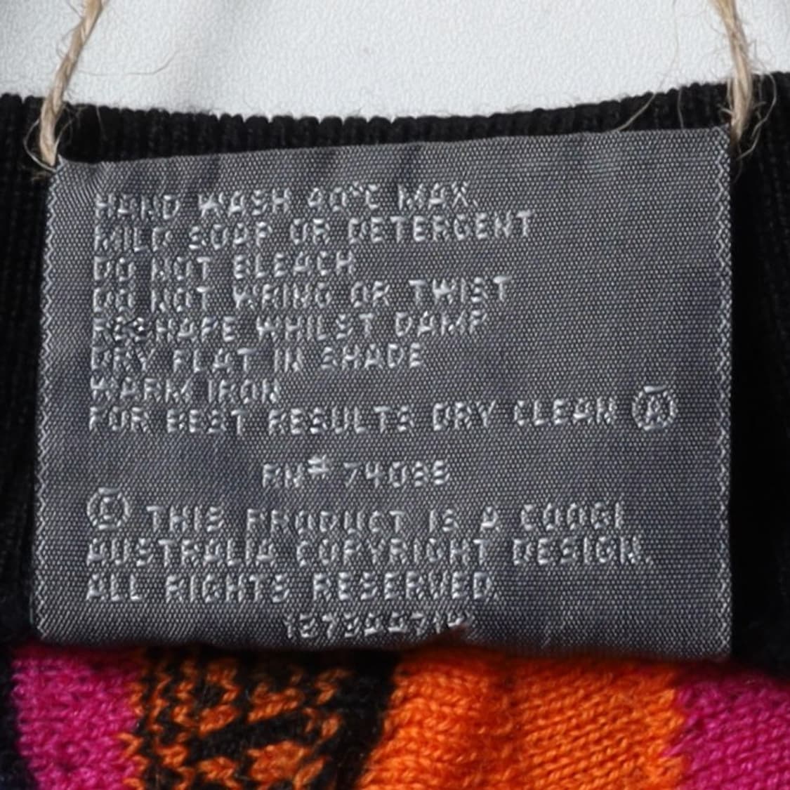 쿠지 Coogi Cable Knit Cardigan

 상품이미지8